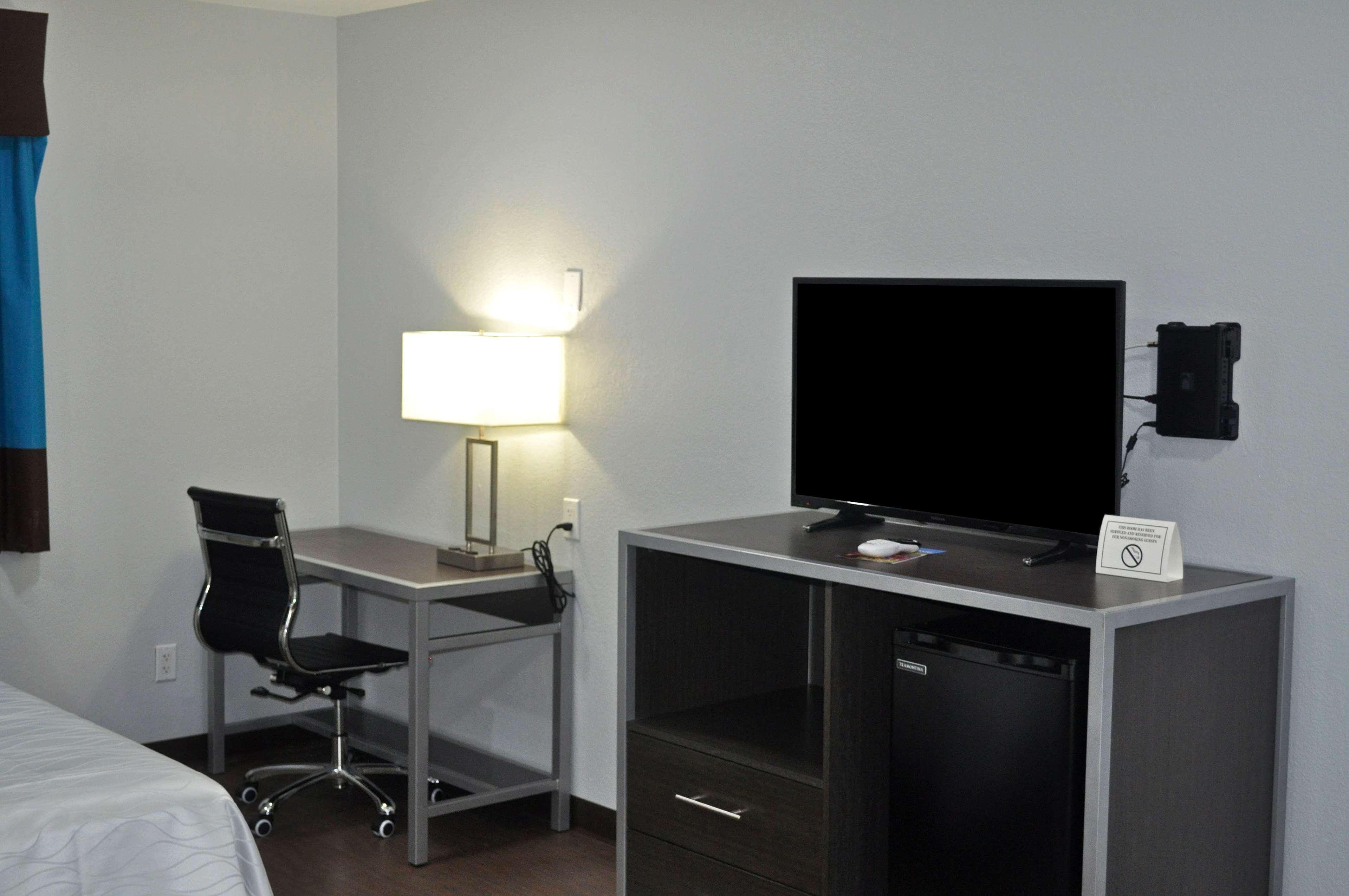 Americas Best Value Inn & Suites Brenham Buitenkant foto