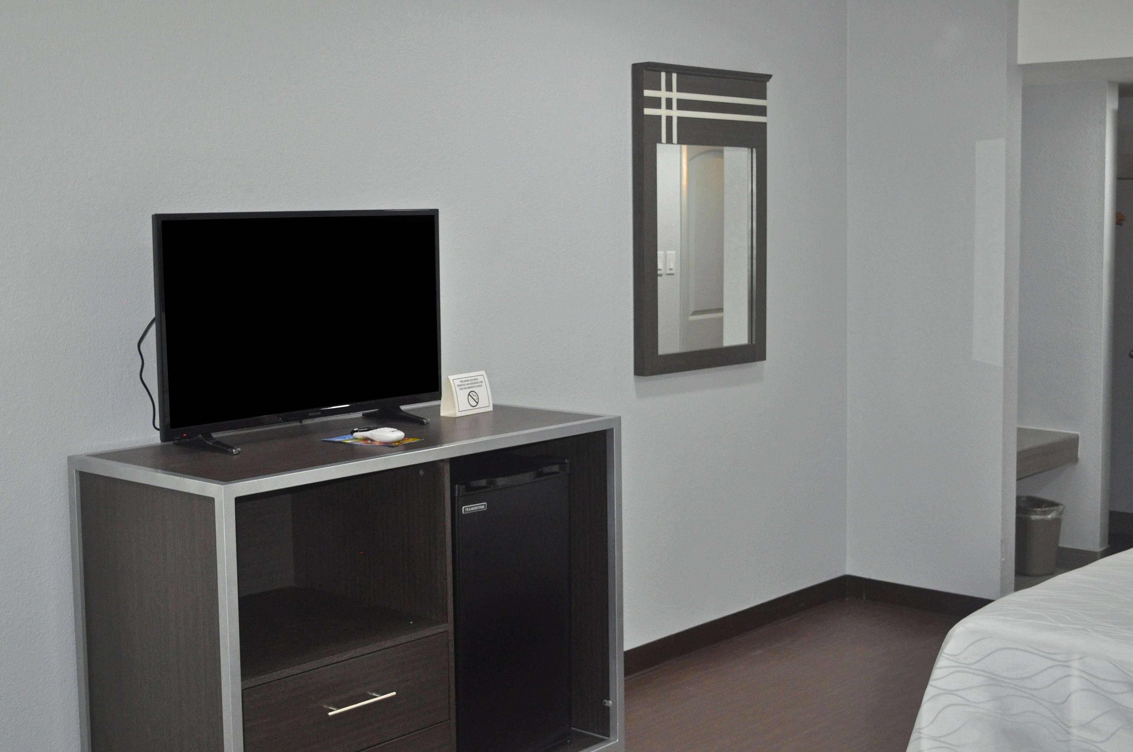 Americas Best Value Inn & Suites Brenham Buitenkant foto