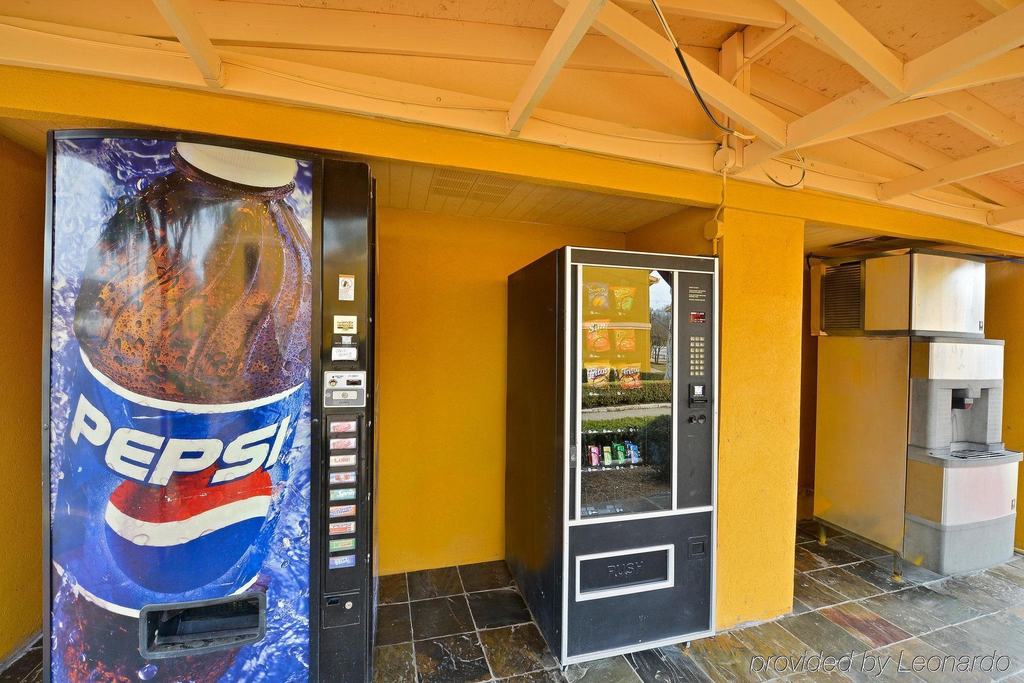 Americas Best Value Inn & Suites Brenham Buitenkant foto