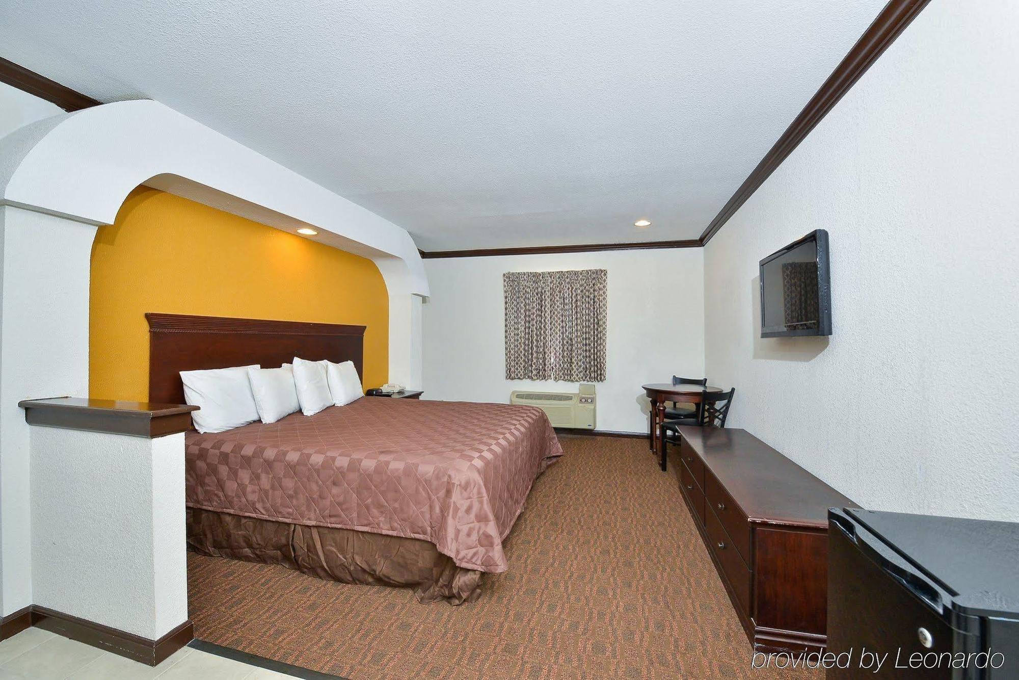 Americas Best Value Inn & Suites Brenham Buitenkant foto